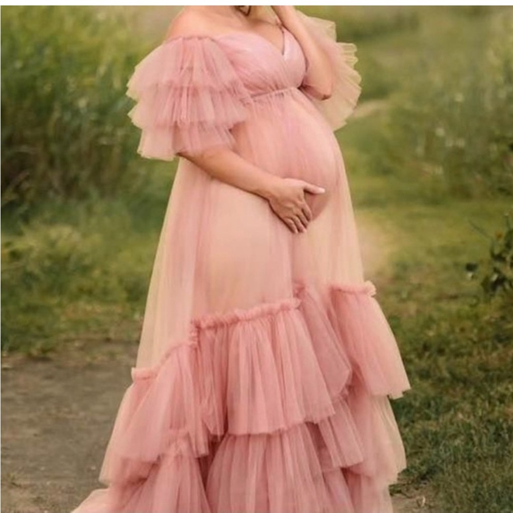 Elegant Pink Ruffled Maternity Gown